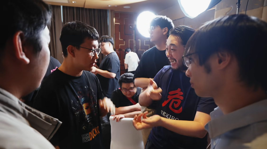 对话搜打撤鼻祖,《逃离鸭科夫》×《逃离塔科夫》官方线下沙龙落幕
