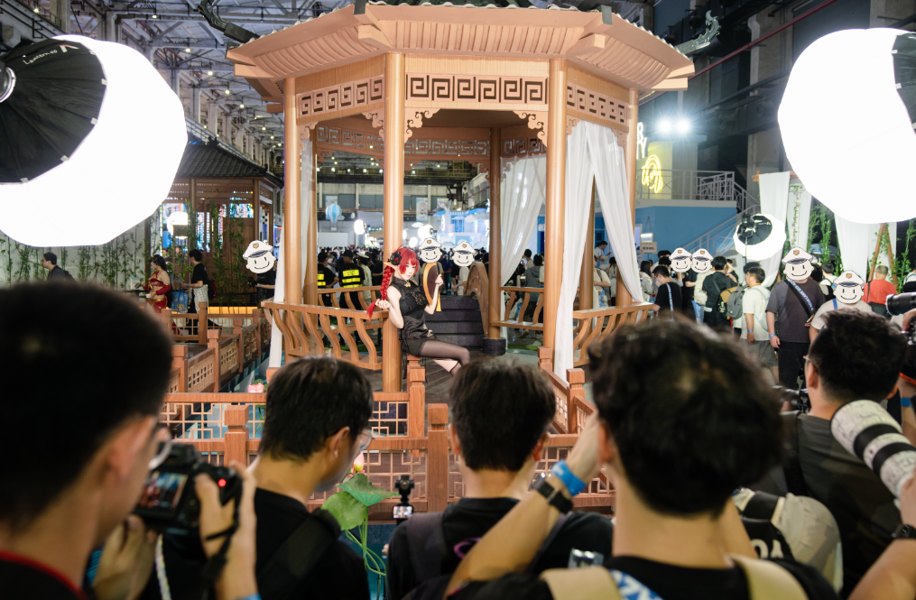 三城巡礼掀起夏日狂欢,《碧蓝航线》2026港区盛夏清凉节三城巡礼圆满收官